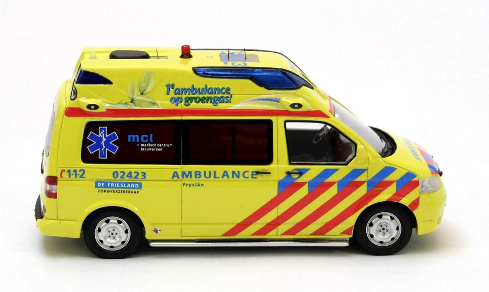 VW T5 Ambulance Fryslan 2010 (1:43)
