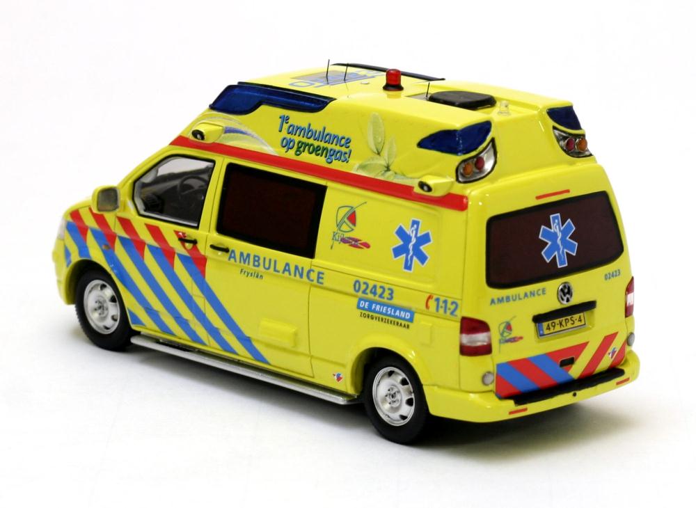 VW T5 Ambulance Fryslan 2010 (1:43)