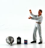 Figur: Bugatti Mechaniker Tankeinfüller - Weiss (1:18)