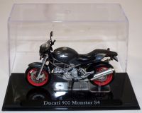 Ducati 900 Monster S4 